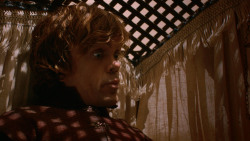 extant_GameOfThrones_2x05-TheGhostOfHarrenhal_0927