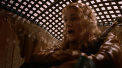 extant_GameOfThrones_2x05-TheGhostOfHarrenhal_0932