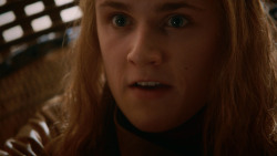 extant_GameOfThrones_2x05-TheGhostOfHarrenhal_0938