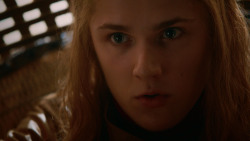 extant_GameOfThrones_2x05-TheGhostOfHarrenhal_0942