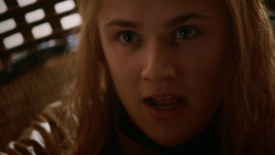 extant_GameOfThrones_2x05-TheGhostOfHarrenhal_0943
