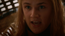 extant_GameOfThrones_2x05-TheGhostOfHarrenhal_0946