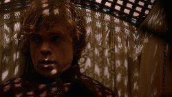extant_GameOfThrones_2x05-TheGhostOfHarrenhal_0970
