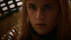extant_GameOfThrones_2x05-TheGhostOfHarrenhal_0985