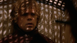 extant_GameOfThrones_2x05-TheGhostOfHarrenhal_0986