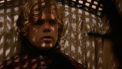 extant_GameOfThrones_2x05-TheGhostOfHarrenhal_0987