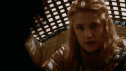 extant_GameOfThrones_2x05-TheGhostOfHarrenhal_0990