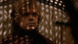 extant_GameOfThrones_2x05-TheGhostOfHarrenhal_0994