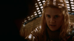 extant_GameOfThrones_2x05-TheGhostOfHarrenhal_1000