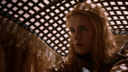 extant_GameOfThrones_2x05-TheGhostOfHarrenhal_1008
