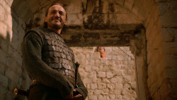 extant_GameOfThrones_2x05-TheGhostOfHarrenhal_1044