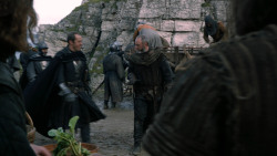 extant_GameOfThrones_2x05-TheGhostOfHarrenhal_1049