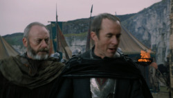 extant_GameOfThrones_2x05-TheGhostOfHarrenhal_1088