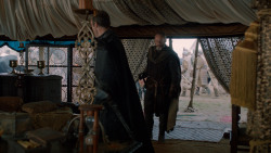 extant_GameOfThrones_2x05-TheGhostOfHarrenhal_1095