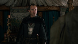 extant_GameOfThrones_2x05-TheGhostOfHarrenhal_1099