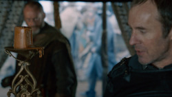 extant_GameOfThrones_2x05-TheGhostOfHarrenhal_1114
