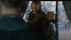 extant_GameOfThrones_2x05-TheGhostOfHarrenhal_1120