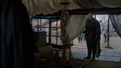 extant_GameOfThrones_2x05-TheGhostOfHarrenhal_1127