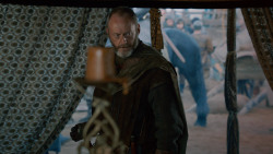 extant_GameOfThrones_2x05-TheGhostOfHarrenhal_1137
