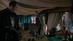 extant_GameOfThrones_2x05-TheGhostOfHarrenhal_1142