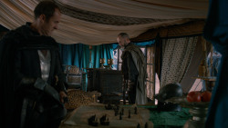 extant_GameOfThrones_2x05-TheGhostOfHarrenhal_1146