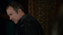 extant_GameOfThrones_2x05-TheGhostOfHarrenhal_1182