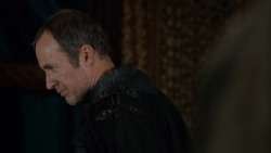 extant_GameOfThrones_2x05-TheGhostOfHarrenhal_1236