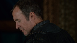 extant_GameOfThrones_2x05-TheGhostOfHarrenhal_1301