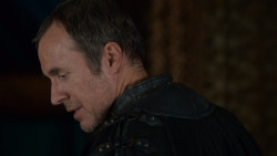 extant_GameOfThrones_2x05-TheGhostOfHarrenhal_1312