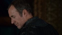 extant_GameOfThrones_2x05-TheGhostOfHarrenhal_1317