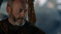 extant_GameOfThrones_2x05-TheGhostOfHarrenhal_1322