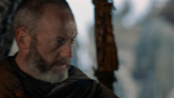 extant_GameOfThrones_2x05-TheGhostOfHarrenhal_1327