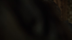 extant_GameOfThrones_2x05-TheGhostOfHarrenhal_1329