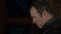 extant_GameOfThrones_2x05-TheGhostOfHarrenhal_1332