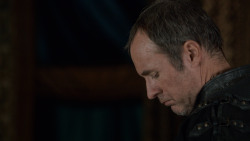 extant_GameOfThrones_2x05-TheGhostOfHarrenhal_1345