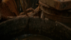extant_GameOfThrones_2x05-TheGhostOfHarrenhal_1348