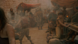 extant_GameOfThrones_2x05-TheGhostOfHarrenhal_1364