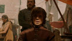 extant_GameOfThrones_2x05-TheGhostOfHarrenhal_1370