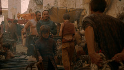 extant_GameOfThrones_2x05-TheGhostOfHarrenhal_1384