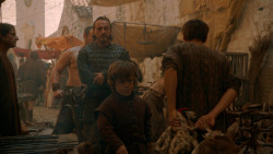 extant_GameOfThrones_2x05-TheGhostOfHarrenhal_1386
