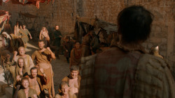 extant_GameOfThrones_2x05-TheGhostOfHarrenhal_1420
