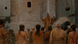 extant_GameOfThrones_2x05-TheGhostOfHarrenhal_1424