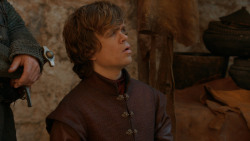 extant_GameOfThrones_2x05-TheGhostOfHarrenhal_1438