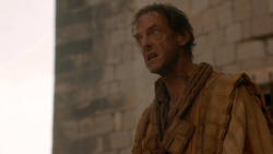 extant_GameOfThrones_2x05-TheGhostOfHarrenhal_1440