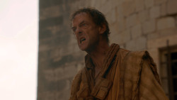 extant_GameOfThrones_2x05-TheGhostOfHarrenhal_1445
