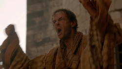 extant_GameOfThrones_2x05-TheGhostOfHarrenhal_1446