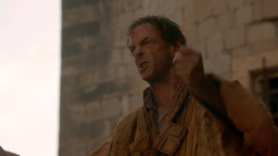 extant_GameOfThrones_2x05-TheGhostOfHarrenhal_1447