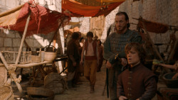extant_GameOfThrones_2x05-TheGhostOfHarrenhal_1451