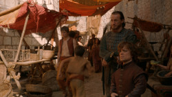 extant_GameOfThrones_2x05-TheGhostOfHarrenhal_1453