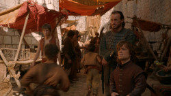 extant_GameOfThrones_2x05-TheGhostOfHarrenhal_1454